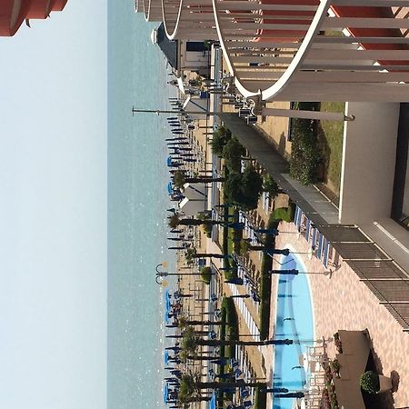 Residence Apollo - Walterigato Apartments Solo Per Famiglie Lido di Jesolo Buitenkant foto