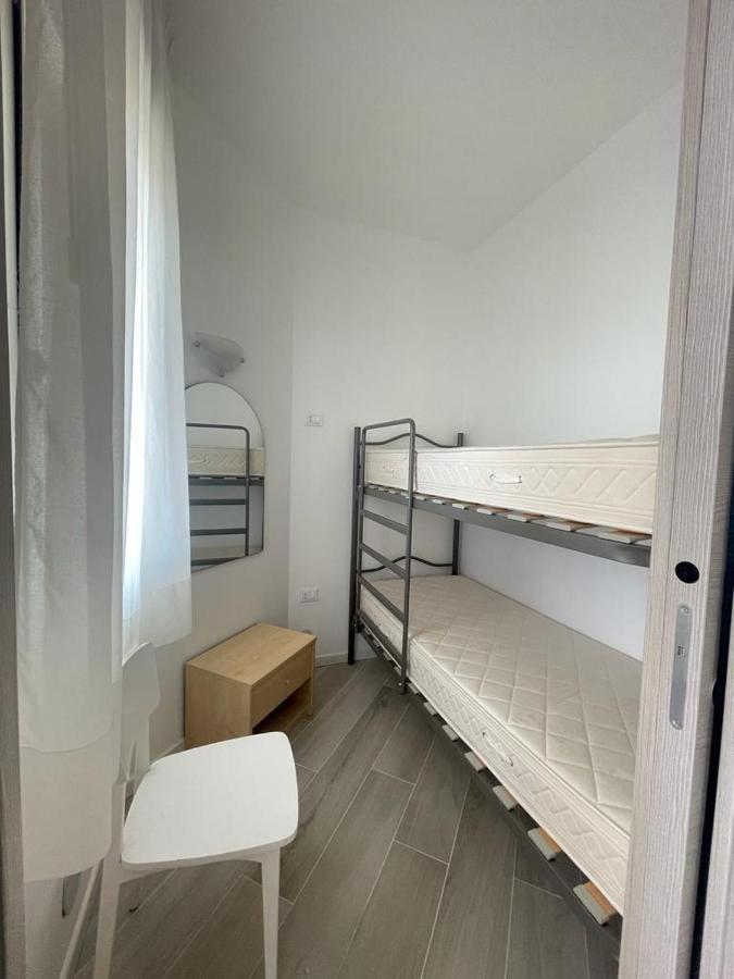 Residence Apollo - Walterigato Apartments Solo Per Famiglie Lido di Jesolo Buitenkant foto