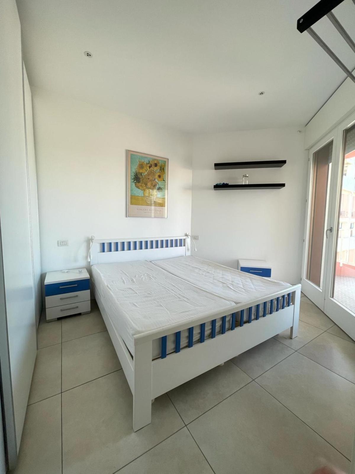 Residence Apollo - Walterigato Apartments Solo Per Famiglie Lido di Jesolo Buitenkant foto