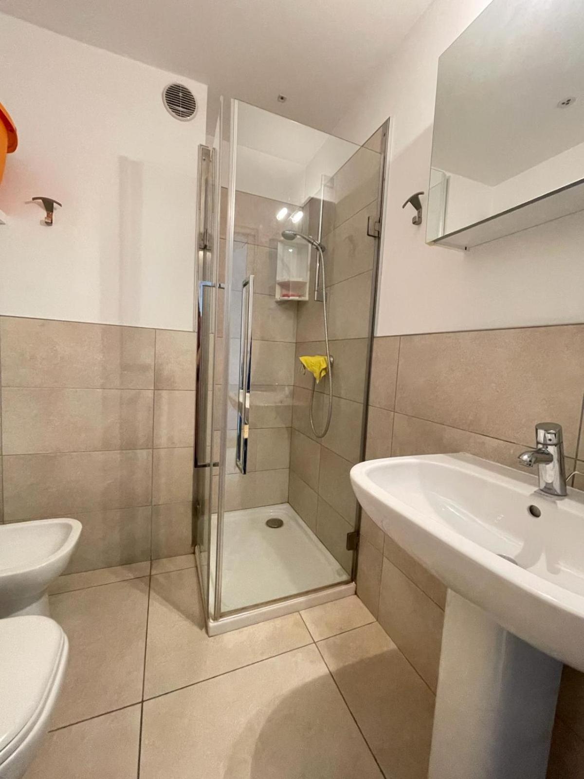 Residence Apollo - Walterigato Apartments Solo Per Famiglie Lido di Jesolo Buitenkant foto