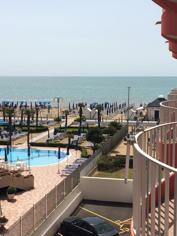 Residence Apollo - Walterigato Apartments Solo Per Famiglie Lido di Jesolo Buitenkant foto